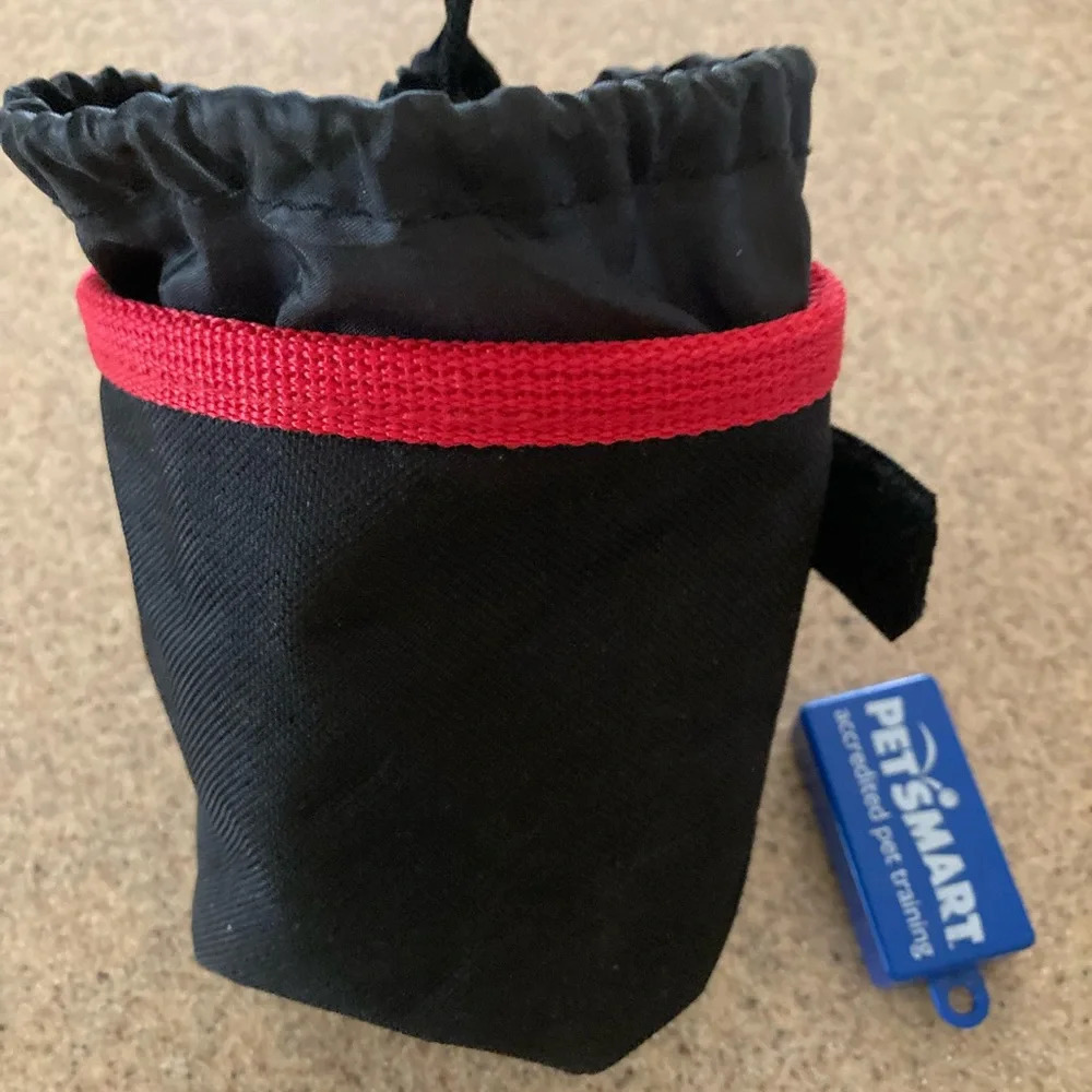 Pet Black Treat Pouch With FREE Clicker